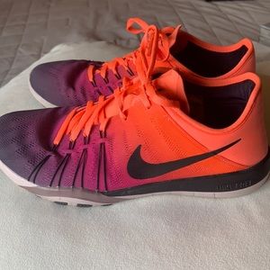 Nike Free Shoes 👟